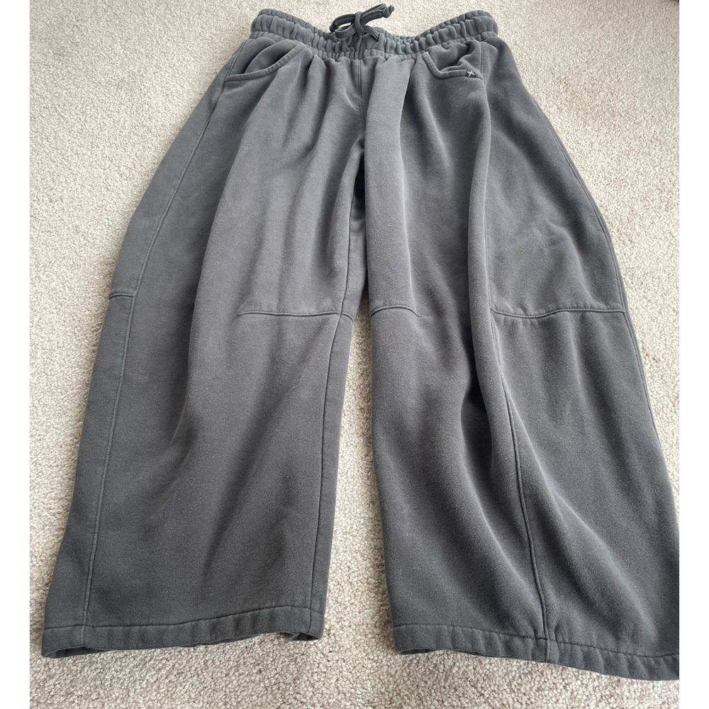 Out From Under Urban Outfitters Grey Wide Leg Fleece Sweatpants Cropped Small